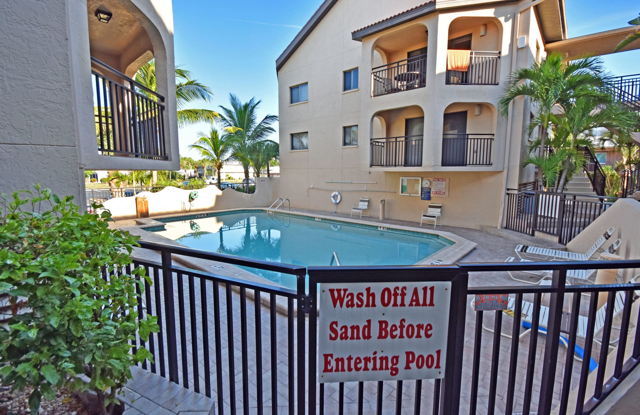 El Galeon by the Sea Condos Gulf Realty Rentals