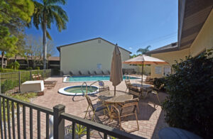 pool and hottub