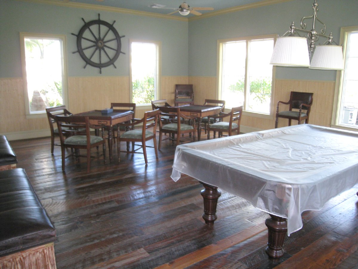 community room with billiard table