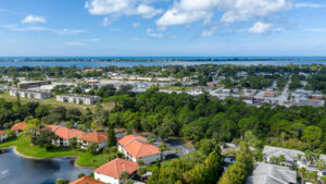 aerial view showing proximity to intracoastal and ocean